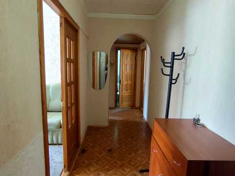 квартира за адресою Академіка Корольова вул., 81/6