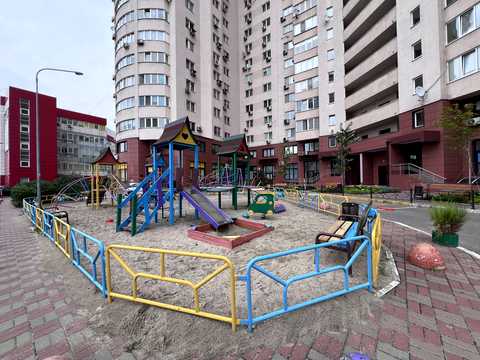 квартира по адресу Александра Мишуги ул., 12