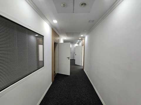 комерційна за адресою Польова вул., 24д