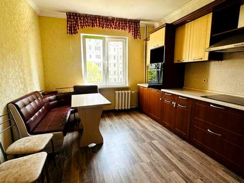 квартира за адресою Бакинська вул., 37-Г