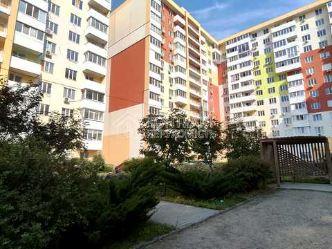 квартира по адресу Гвардейцев-Широнинцев ул., 70-Б