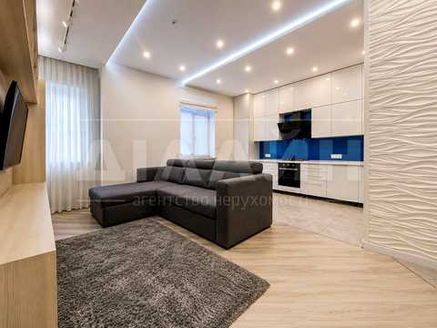 квартира по адресу Розваги ул., 27