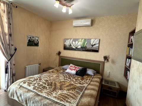 квартира за адресою Печерська вул., 6