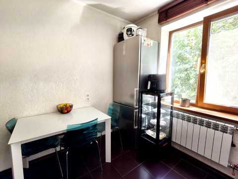 квартира за адресою Семафорна вул., 34