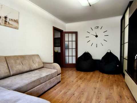 квартира за адресою Семафорна вул., 34