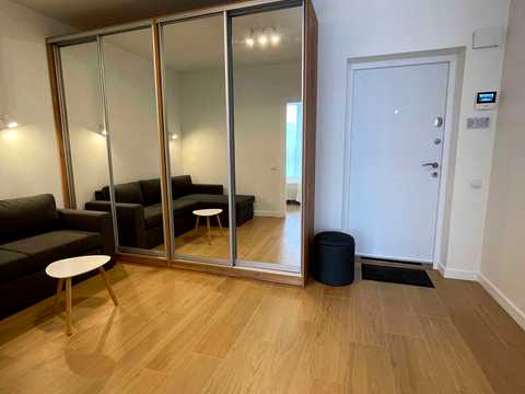 квартира за адресою Ревуцького вул., 40-Б