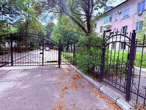 квартира за адресою Свободи просп. (60-річчя Жовтня), 62