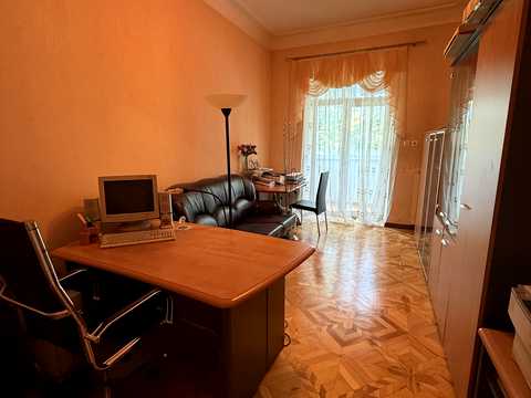 квартира за адресою Свободи просп. (60-річчя Жовтня), 62