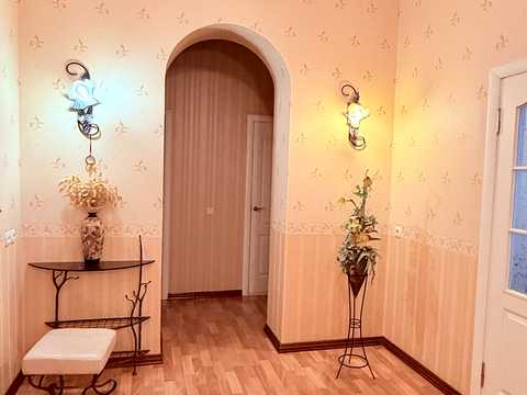 квартира за адресою Свободи просп. (60-річчя Жовтня), 62