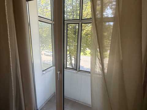 квартира за адресою Свободи просп. (60-річчя Жовтня), 62
