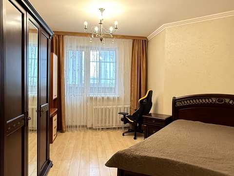 квартира за адресою Срібнокільська вул., 1