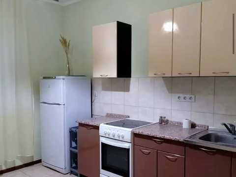квартира за адресою Сім'ї Кульженків вул. (Петра Дегтяренка), 33