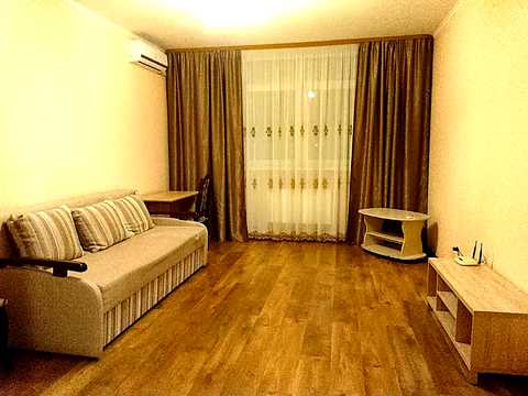 квартира за адресою Сім'ї Кульженків вул. (Петра Дегтяренка), 33