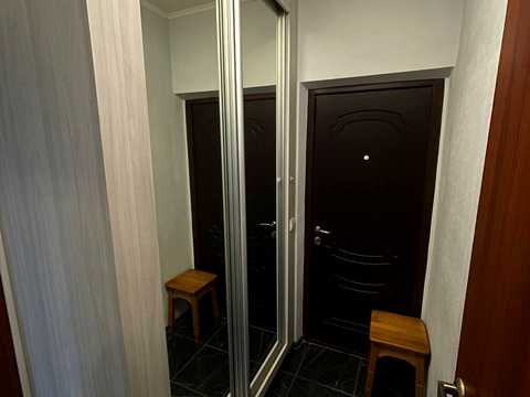 квартира за адресою Софії Русової вул., 7