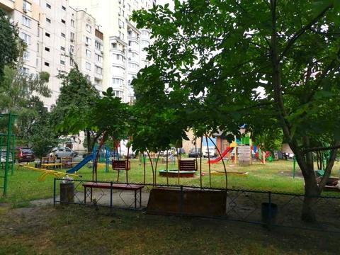 квартира за адресою Автозаводська вул., 41