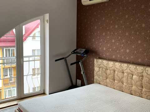 квартира за адресою Джорджа Вашингтона вул. (Батальна), 4а к1