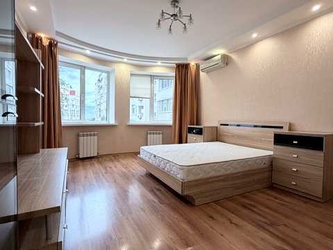 квартира за адресою Євгена Чикаленка вул., 59г/1