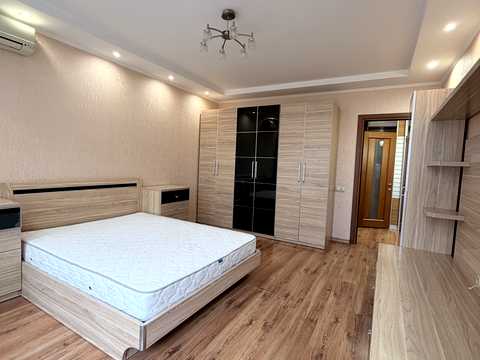 квартира за адресою Євгена Чикаленка вул., 59г/1