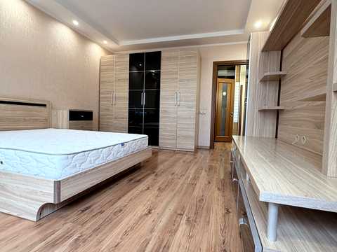 квартира за адресою Євгена Чикаленка вул., 59г/1