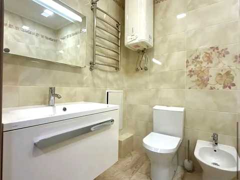 квартира за адресою Регенераторна вул., 4 к9