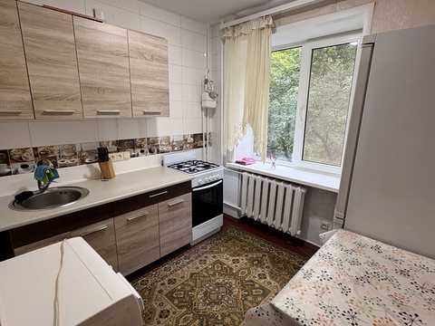квартира за адресою Космічна вул., 130