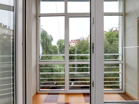 квартира по адресу Владимира Короленко ул., 4
