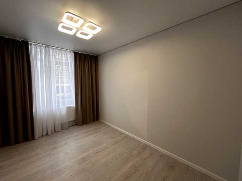 квартира за адресою Злуки просп., 7