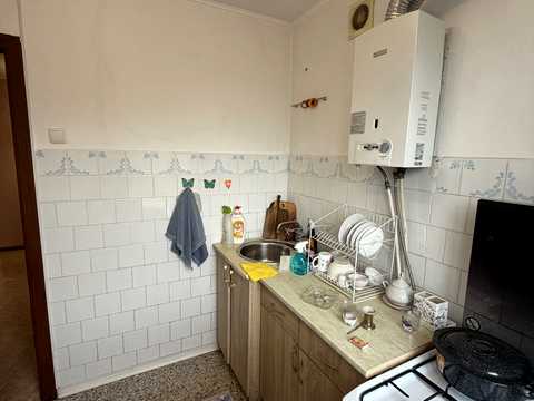 квартира за адресою Богдана Хмельницького вул., 1