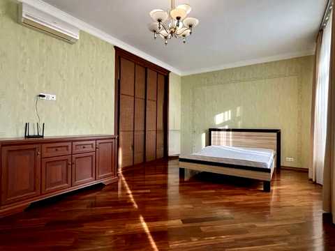 квартира за адресою Круглоуніверситетська вул., 3-5