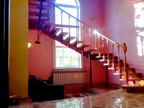 будинок за адресою с. Хотів, Зоряна, 13