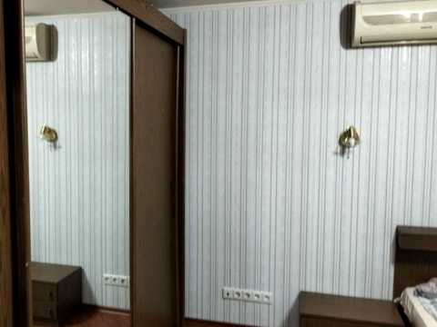 квартира за адресою Леоніда Каденюка просп. (Юрія Гагаріна), 12/1