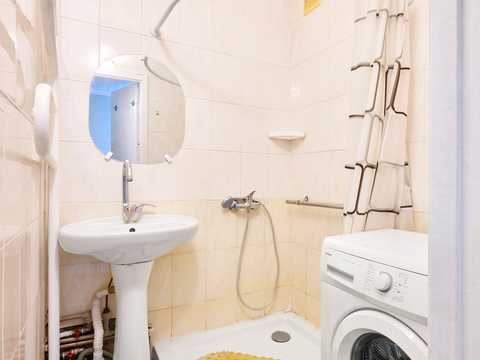 квартира за адресою Пантелеймона Куліша вул. (Челябінська), 3