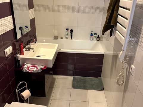 квартира по адресу Королеви Єлизавети ІІ ул. (Глинки), 2