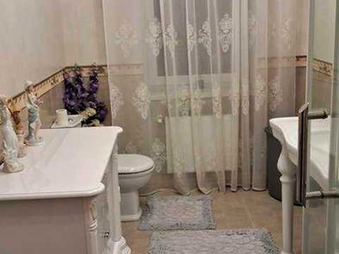 дом по адресу Леся Курбаса просп.