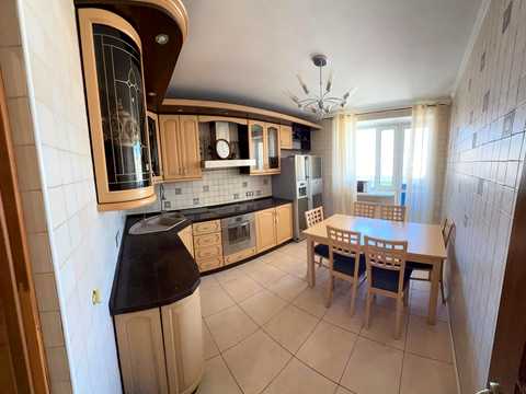 квартира за адресою Федора Ернста вул., 16