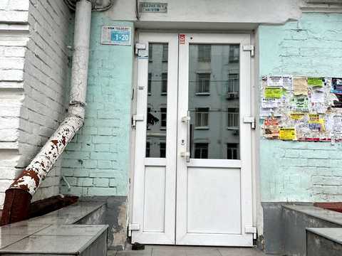 квартира за адресою Київ, Казарменна вул. (Григорія Андрющенка), 7/19