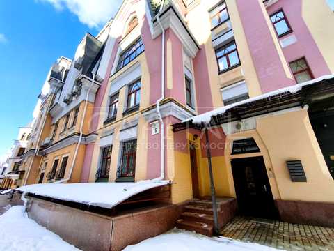 комерційна за адресою Виноградна вул., 16а
