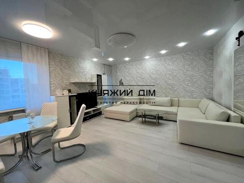 квартира по адресу Ревуцкого ул., 9
