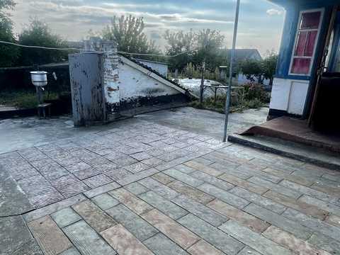 будинок за адресою с. Плоске, Центральна