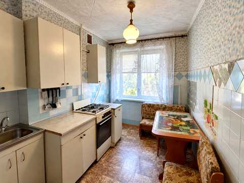 квартира за адресою 5-й Зарічний мікрорайон вул., 1