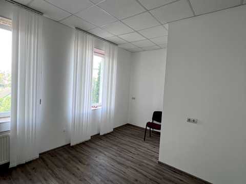 коммерческая по адресу Володимирська ул., 50