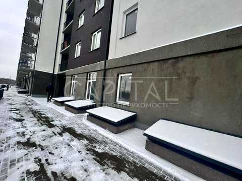 комерційна за адресою Героїв Крут вул., 4