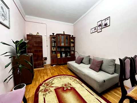 квартира за адресою Короля Данила пл., 14