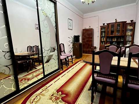 квартира за адресою Короля Данила пл., 14