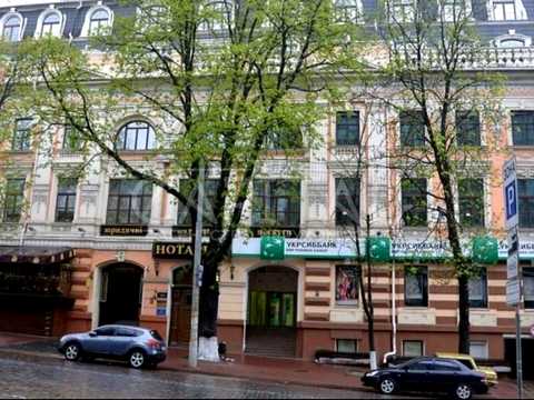комерційна за адресою Володимирська вул., 47