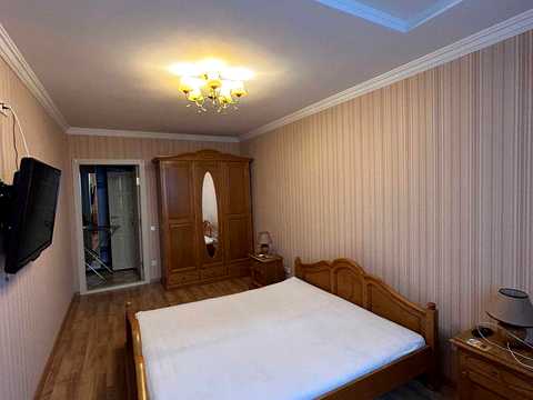 квартира за адресою Авіаконструктора Ігоря Сікорського вул. (Танкова), 1