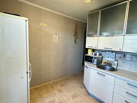 квартира за адресою Київ, Райдужна вул., 11