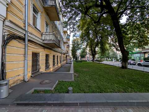 коммерческая по адресу Богдана Хмельницкого ул., 29