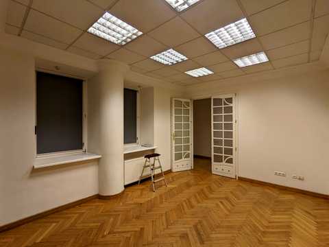 коммерческая по адресу Богдана Хмельницкого ул., 29