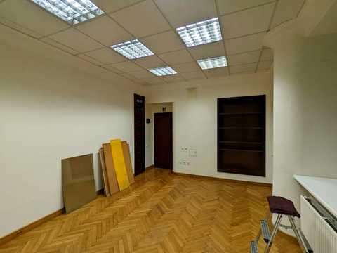 коммерческая по адресу Богдана Хмельницкого ул., 29